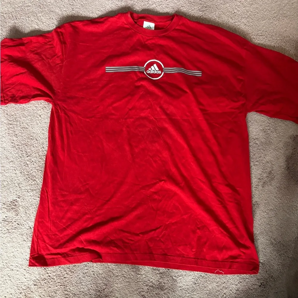 Vintage Adidas‎ Men's Red T-Shirt